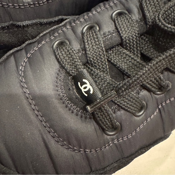 Chanel black sneakers - size 39 - Picture 3 of 11
